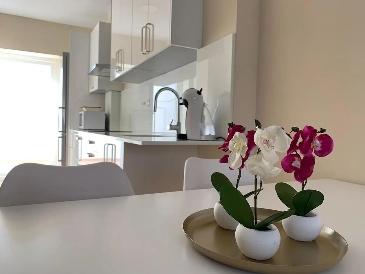 Apartamento En Granada Con Facil Aparcamiento En La Zona 0*,  Spain