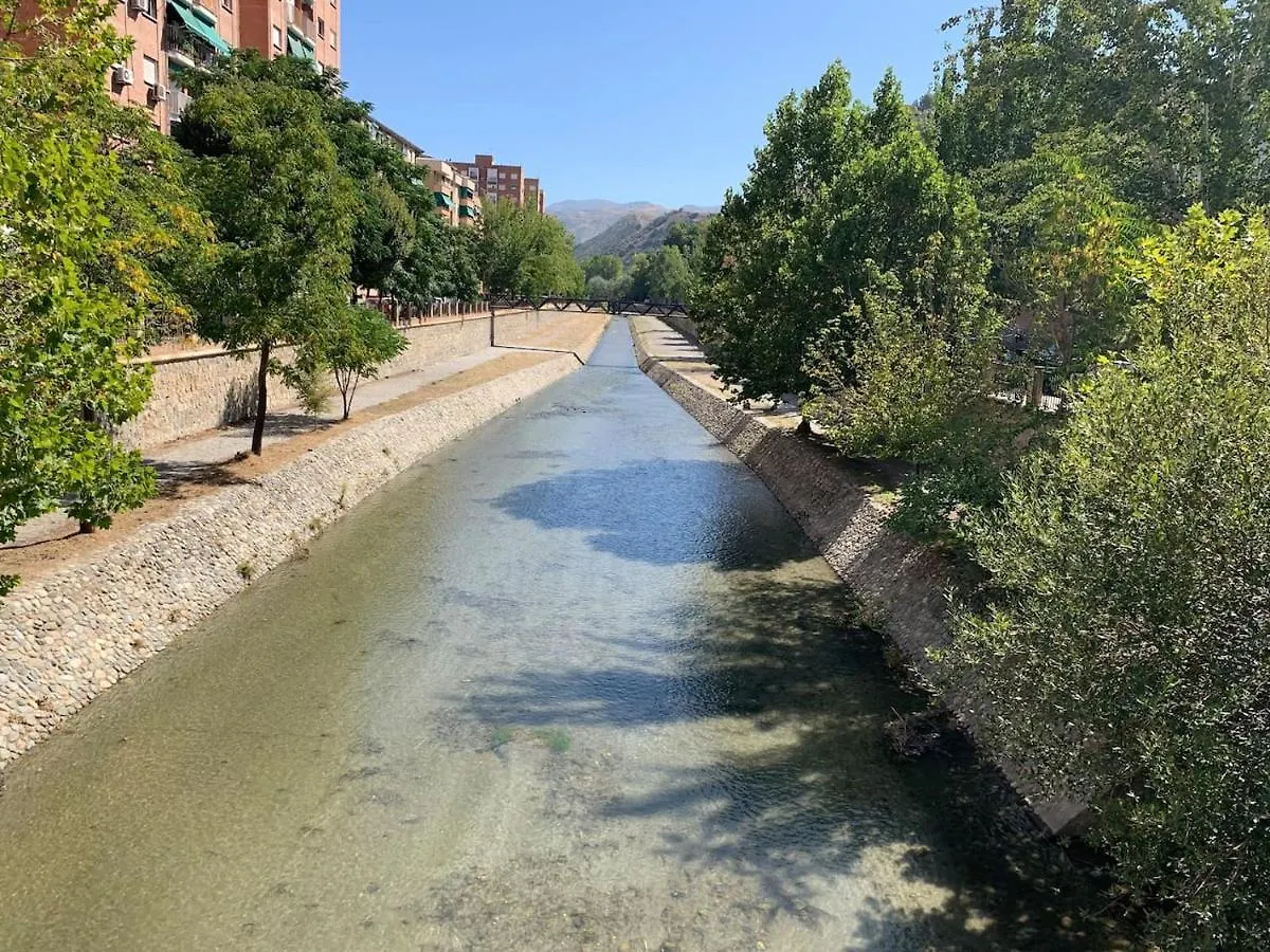 Apartamento En Granada Con Facil Aparcamiento En La Zona